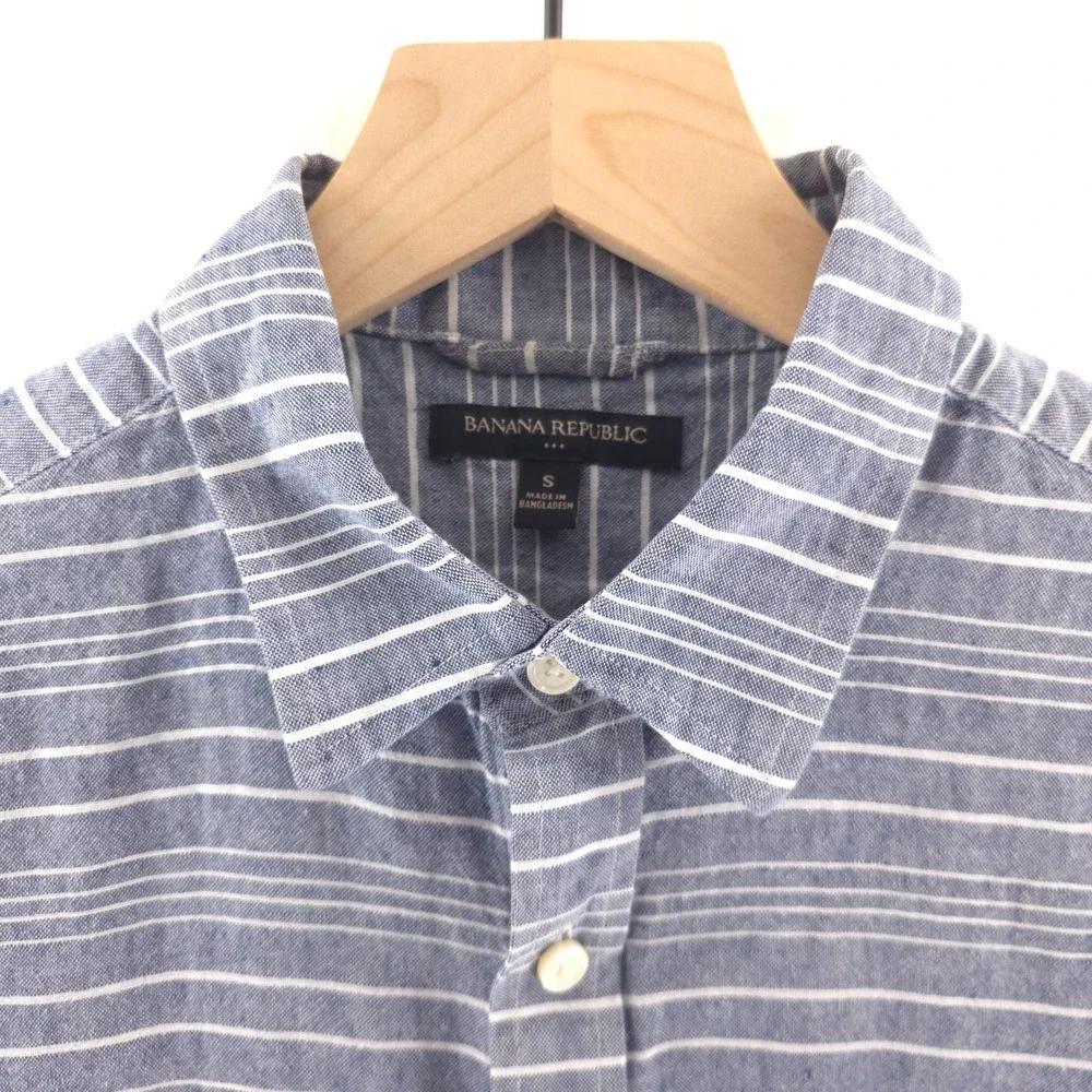Banana Republic Mens Shirt S Blue White Striped Linen Cotton Short Sleeve Button
